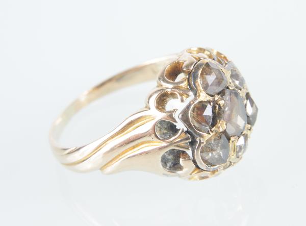 Dizajnový secesný diamantový zlatý prsteň