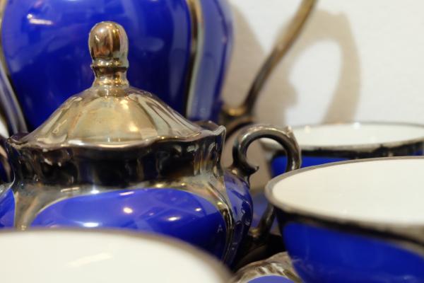 Veľká postriebrená porcelánová čajová súprava Bavaria