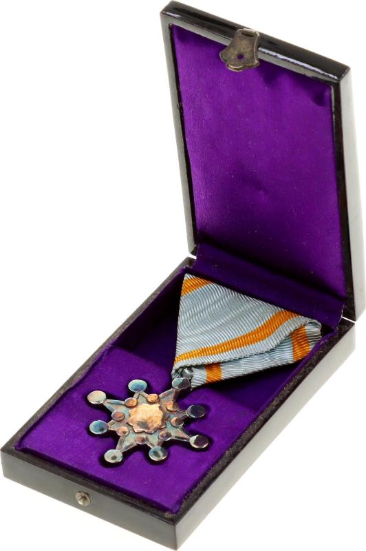 Nádherná Japonská medaila. 1888 Rád posvätného pokladu VIII. triedy. Striebro